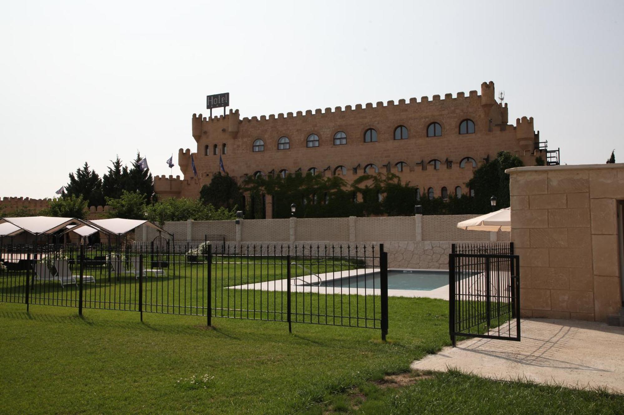 Hotel Castillo Bonavia Pedrola Exterior photo