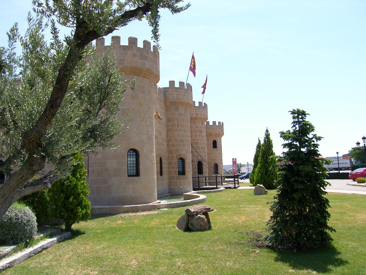 Hotel Castillo Bonavia Pedrola Exterior photo